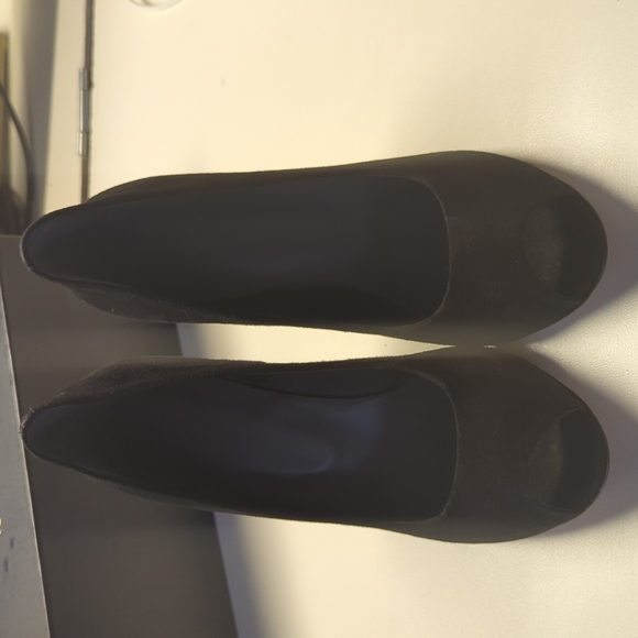 Faconnable black, suede 4inch heels - Picture 6 of 7